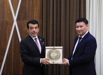 Türk mədəniyyəti və irsi fondunun təşəbbüsü ilə ICESCO-nun baş direktoru Türkistan vilayəti akim müavini və Türkistan şəhəri akimi ilə bir araya gəlib