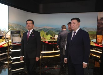 Türk mədəniyyəti və irsi fondunun təşəbbüsü ilə ICESCO-nun baş direktoru Türkistan vilayəti akim müavini və Türkistan şəhəri akimi ilə bir araya gəlib
