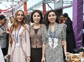 IDEA-nın təsisçisi və rəhbəri Leyla Əliyeva və Arzu Əliyeva Nyu-Yorkda “Anadolunun qapıları arxasındakı xəzinələr” adlı sərgidə iştirak ediblər