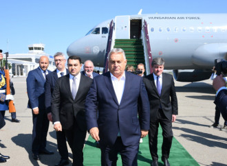 Macarıstanın Baş naziri TDT-nin Zirvə Görüşündə iştirak etmək üçün Qəbələdə səfərdədir