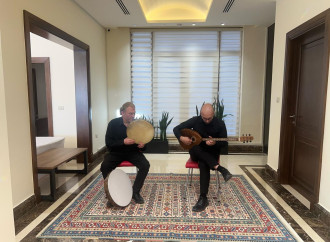 Əmmanda “Əsrlərin sədası: Azərbaycan musiqi alətləri” adlı sərginin açılışı keçirilib