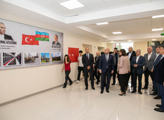 MÜSİAD Azərbaycan Bakı Türk Anadolu Liseyinin Əhmədli filialını ziyarət edib