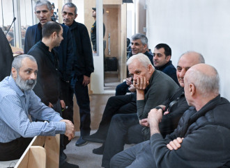 Ermənistan silahlı qüvvələrinin azərbaycanlı əsirlərə işgəncə verməsi ilə bağlı sübutlar məhkəmədə nümayiş etdirilib