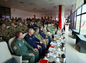 Azərbaycan Ordusunun Baş Qərargah rəisi Türkiyədə keçirilən hərbi təlimdə iştirak edir