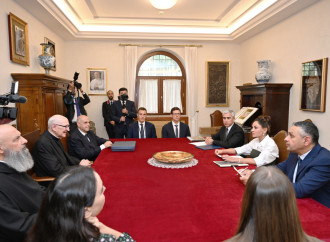 Birinci vitse-prezident Mehriban Əliyeva Vatikanda Müqəddəs Pavel Bazilikasının baş keşişi ilə görüşüb