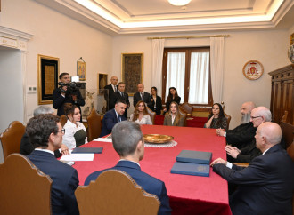 Birinci vitse-prezident Mehriban Əliyeva Vatikanda Müqəddəs Pavel Bazilikasının baş keşişi ilə görüşüb