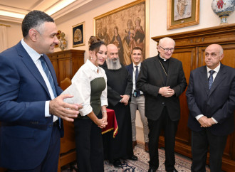 Birinci vitse-prezident Mehriban Əliyeva Vatikanda Müqəddəs Pavel Bazilikasının baş keşişi ilə görüşüb