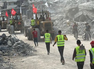 İHH İnsani Yardım Vəqfi Qəzzada bərpa işlərinə başlayıb