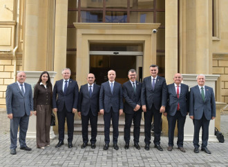 Türkiyə-Azərbaycan Universitetinin Himayəçilər Şurasının növbəti iclası keçirilib