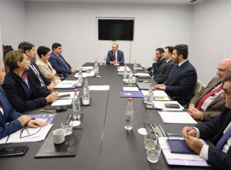 Azərbaycan və Ermənistan vətəndaş cəmiyyətləri nümayəndələrinin Yerevanda ikitərəfli dəyirmi masası baş tutub
