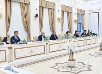Milli Məclisin sədri Estoniyanın xarici işlər naziri ilə görüşüb