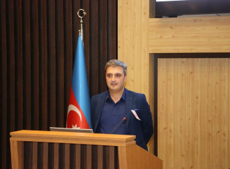 Yeni Klinikada “Çəhrayı lent” adlı maarifləndirmə seminarı baş tutub