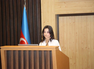 Yeni Klinikada “Çəhrayı lent” adlı maarifləndirmə seminarı baş tutub