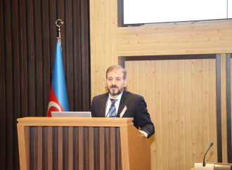 Yeni Klinikada “Çəhrayı lent” adlı maarifləndirmə seminarı baş tutub
