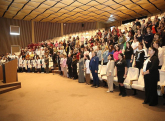 Yeni Klinikada “Çəhrayı lent” adlı maarifləndirmə seminarı baş tutub