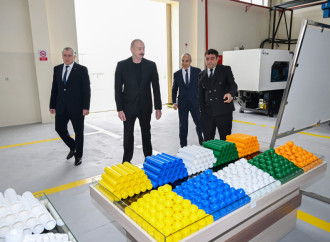 Prezident İlham Əliyev Sabirabadda su filtrlərinin istehsalı müəssisəsinin fəaliyyəti ilə tanış olub