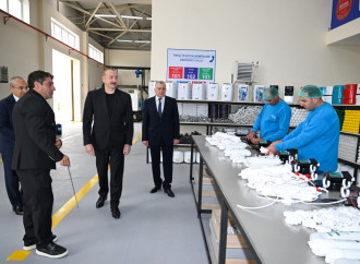 Prezident İlham Əliyev Sabirabadda su filtrlərinin istehsalı müəssisəsinin fəaliyyəti ilə tanış olub
