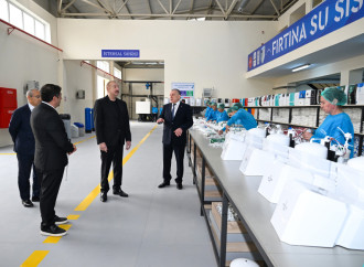 Prezident İlham Əliyev Sabirabadda su filtrlərinin istehsalı müəssisəsinin fəaliyyəti ilə tanış olub
