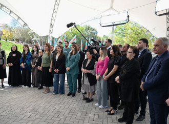 Prezident İlham Əliyev Cəbrayıl rayonunun Horovlu kəndinin sakinlərinə mənzillərin açarlarını təqdim edib