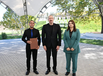 Prezident İlham Əliyev Cəbrayıl rayonunun Horovlu kəndinin sakinlərinə mənzillərin açarlarını təqdim edib