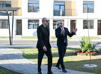 Prezident İlham Əliyev Zəngilan şəhərində 104 mənzilli yaşayış kompleksində görülmüş işlərlə tanış olub