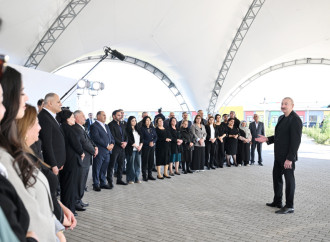 Prezident İlham Əliyev Zəngilanın Məmmədbəyli və Ağalı kəndlərinin sakinlərinə mənzillərin açarlarını təqdim edib