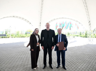 Prezident İlham Əliyev Zəngilanın Məmmədbəyli və Ağalı kəndlərinin sakinlərinə mənzillərin açarlarını təqdim edib