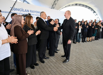 Prezident İlham Əliyev Zəngilanın Məmmədbəyli və Ağalı kəndlərinin sakinlərinə mənzillərin açarlarını təqdim edib