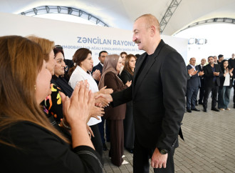 Prezident İlham Əliyev Zəngilanın Məmmədbəyli və Ağalı kəndlərinin sakinlərinə mənzillərin açarlarını təqdim edib