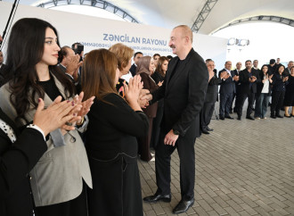 Prezident İlham Əliyev Zəngilanın Məmmədbəyli və Ağalı kəndlərinin sakinlərinə mənzillərin açarlarını təqdim edib