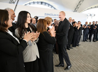 Prezident İlham Əliyev Zəngilanın Məmmədbəyli və Ağalı kəndlərinin sakinlərinə mənzillərin açarlarını təqdim edib