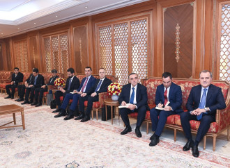 Ceyhun Bayramov Oman Sultanının xüsusi nümayəndəsi ilə görüşüb