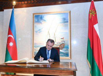 Azərbaycan və Oman xarici işlər nazirlərinin təkbətək görüşü başlayıb