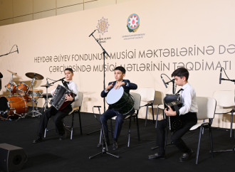 Heydər Əliyev Fondunun dəstəyi ilə alınan musiqi alətlərinin təqdimatı olub