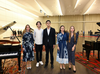 Heydər Əliyev Fondunun dəstəyi ilə alınan musiqi alətlərinin təqdimatı olub