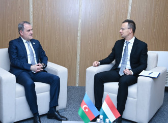 Ceyhun Bayramov Peter Siyarto ilə görüşüb