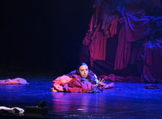 Art Weekend çərçivəsində Nə qədər kifayətdir? adlı inklüziv rəqs tamaşası təqdim edilib