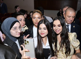 Art Weekend çərçivəsində Nə qədər kifayətdir? adlı inklüziv rəqs tamaşası təqdim edilib