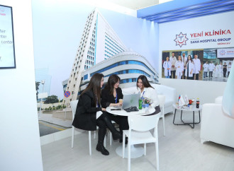 Yeni Klinika “Ən yaxşı B2B Görüş Stendi” sertifikatı ilə təltif edilib