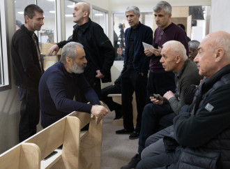 Onlar beynəlxalq hüquq baxımından müharibə cinayətləri və insanlıq əleyhinə cinayətlər törətmiş şəxslərdir - Ermənistan vətəndaşlarının məhkəməsində prokurorların çıxışı başladı