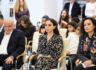 Heydər Əliyev Fondunun vitse-prezidenti Leyla Əliyeva Bülbül adına Orta İxtisas Musiqi Məktəbində olub