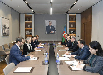Aİ ilə Azərbaycan-Ermənistan sülh prosesi müzakirə olunub