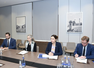 Aİ ilə Azərbaycan-Ermənistan sülh prosesi müzakirə olunub