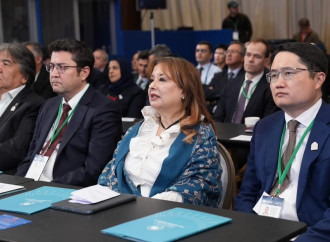 Səmərqənddə YUNESKO sessiyasında Türk Mədəniyyəti və İrsi Fondunun unikal layihələri təqdim olundu