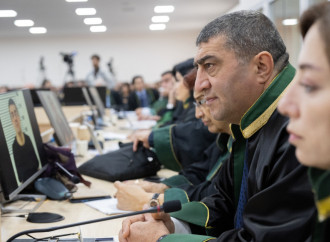 Məhkəmədə Arayik Harutyunla, Levon Mnatsakanyanla, Bako Sahakyanla, David Manukyanla və Arkadi Qukasyanla bağlı sübutlar elan olunub