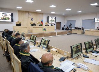 Məhkəmədə Arayik Harutyunla, Levon Mnatsakanyanla, Bako Sahakyanla, David Manukyanla və Arkadi Qukasyanla bağlı sübutlar elan olunub