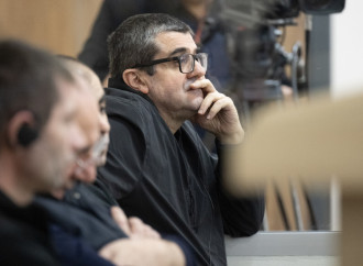 Məhkəmədə Arayik Harutyunla, Levon Mnatsakanyanla, Bako Sahakyanla, David Manukyanla və Arkadi Qukasyanla bağlı sübutlar elan olunub