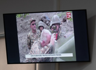 Məhkəmədə Arayik Harutyunla, Levon Mnatsakanyanla, Bako Sahakyanla, David Manukyanla və Arkadi Qukasyanla bağlı sübutlar elan olunub