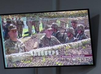 Məhkəmədə Arayik Harutyunla, Levon Mnatsakanyanla, Bako Sahakyanla, David Manukyanla və Arkadi Qukasyanla bağlı sübutlar elan olunub