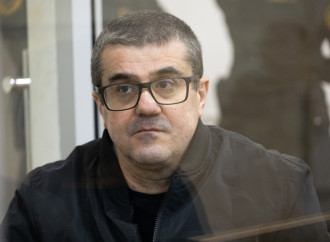 Məhkəmədə Arayik Harutyunla, Levon Mnatsakanyanla, Bako Sahakyanla, David Manukyanla və Arkadi Qukasyanla bağlı sübutlar elan olunub